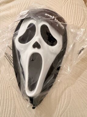 Classic Ghost Face Costume Mask - Black & White